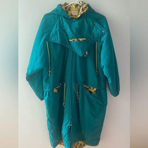 Coat made in Canada - Picture 2 of 5